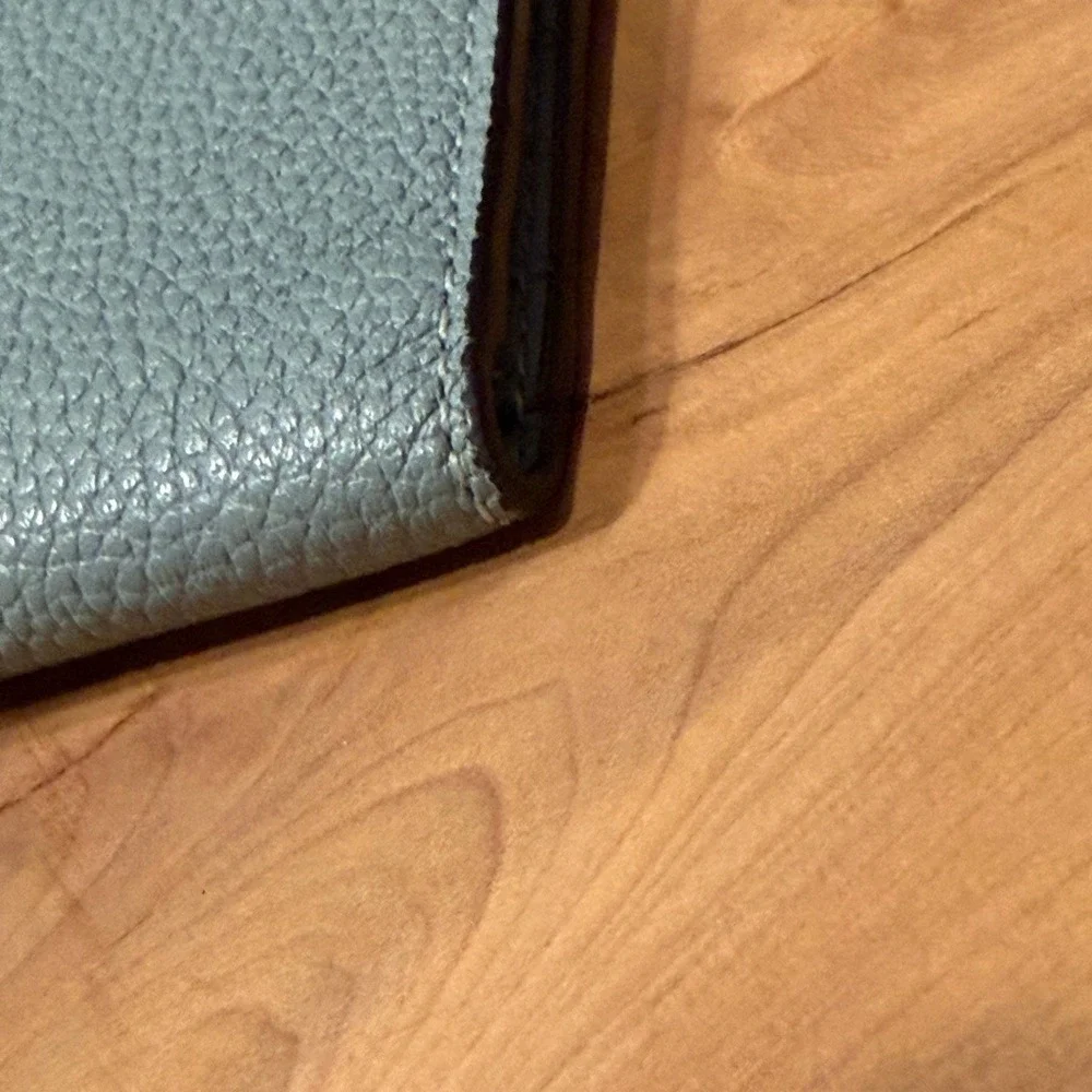 Coach Double Zip Wristlet- very good condition